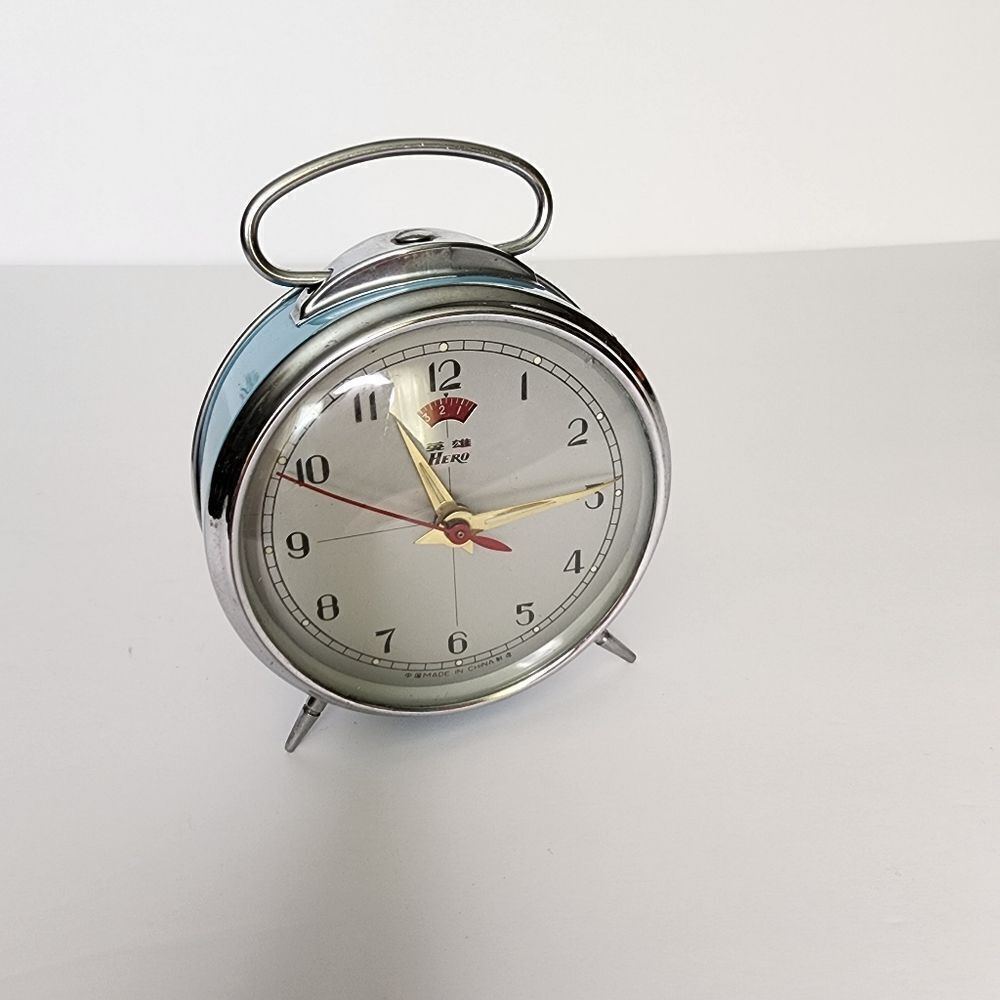 Hero Vintage Inspired Wind Up Metal Table Top Alarm Clock